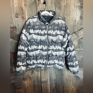 PacSun Black and White Patterned Puffer Jacket
